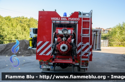 Iveco Daily 4x4 IV serie
Vigili del Fuoco
Distretto di Cles
Corpo Volontario di Vervò (TN)
allestito Fulmix
VF 1K9 TN
Parole chiave: Iveco Daily_4x4_IVserie VF1K9TN