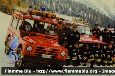 Fiat Campagnola II serie
Vigili del Fuoco
Unione distrettuale di Cles
Corpo Volontario di Rumo (TN)
VF D95 TN
*Dismesso*

© Vigili del Fuoco Rumo (TN)
Parole chiave: Fiat Campagnola_IIserie VFD95TN