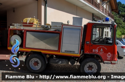 Seicom OZ 50 4x4
Vigili del Fuoco
Unione distrettuale di Cles
Corpo Volontario di Bresimo (TN)
VF D59 TN
Parole chiave: Seicom OZ_50_4x4 VFD59TN