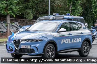 Alfa Romeo Tonale
Polizia di Stato
Squadra Volante
Allestimento FCA
POLIZIA M8312
Parole chiave: Alfa-Romeo Tonale POLIZIAM8312