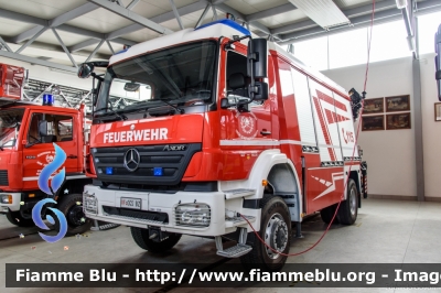 Mercedes-Benz Axor I serie
Vigili del Fuoco
Unione Distrettuale Alta Val Venosta
Bezirksverband Obervinschgau
Veicolo ospitato dal corpo di Malles (BZ)
VF 0GS BZ
Parole chiave: Mercedes-Benz Axor_Iserie VF0GSBZ