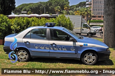 Fiat Marea I serie
Polizia di Stato
Polizia Stradale
POLIZIA E1477
Parole chiave: Fiat Marea_Iserie POLIZIAE1477 Festa_della_Polizia_2011