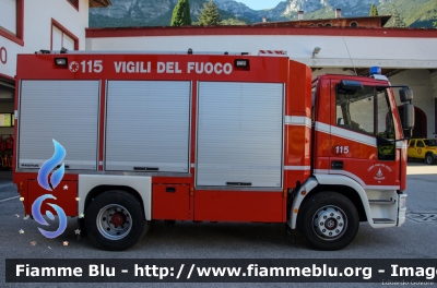 Iveco EuroCargo 120E23 I serie
Vigili del Fuoco
Distretto della Vallagarina
Corpo Volontario di Avio (TN)
allestito Iveco-Magirus
VF F15 TN
Parole chiave: Iveco EuroCargo_120E23_Iserie VFF15TN