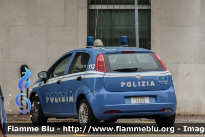 Fiat Grande Punto
Polizia di Stato
Polizia di Frontiera
POLIZIA F8519
Parole chiave: Fiat Grande_Punto POLIZIAF8519