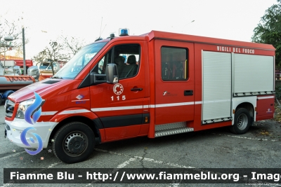 Mercedes-Benz Sprinter III serie restyle
Vigili del Fuoco
Comando Provinciale di Bologna
Soccorso Ferroviario
Allestimento BAI
Parole chiave: Mercedes-Benz Sprinter_IIIserie_restyle VF28022 Santa_Barbara_2017