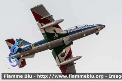 Aermacchi MB339PAN
Aeronautica Militare Italiana
313° Gruppo Addestramento Acrobatico
Stagione esibizioni 2023
Foligno Air Show 2023
Parole chiave: Aermacchi MB339PAN