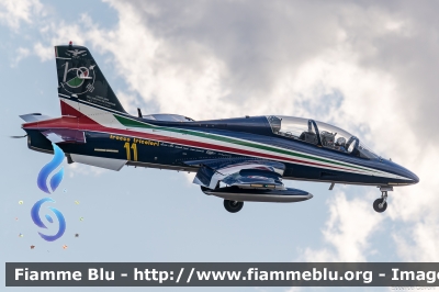 Aermacchi MB339PAN
Aeronautica Militare Italiana
313° Gruppo Addestramento Acrobatico
Stagione esibizioni 2023
Foligno Air Show 2023
Parole chiave: Aermacchi MB339PAN