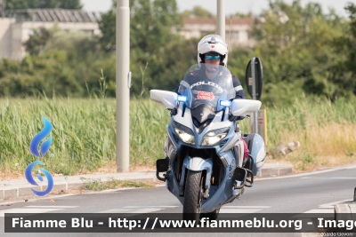 Yamaha FJR 1300 II serie
Polizia di Stato
Polizia Stradale
Allestimento Elevox
In scorta alla Mille Miglia 2022
Parole chiave: Yamaha FJR_1300_IIserie