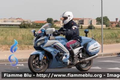 Yamaha FJR 1300 II serie
Polizia di Stato
Polizia Stradale
Allestimento Elevox
In scorta alla Mille Miglia 2022
Parole chiave: Yamaha FJR_1300_IIserie