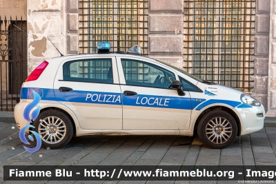 Fiat Punto VI serie
Polizia Locale Genova 
Codice Automezzo: A65
POLIZIA LOCALE YA 403 AK
Parole chiave: Fiat Punto_VIserie POLIZIALOCALEYA403AK