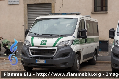 Peugeot Boxer IV serie
Polizia Locale di Milano
Nucleo Operativo
Codice Automezzo: 1733
Parole chiave: Peugeot Boxer_IVserie