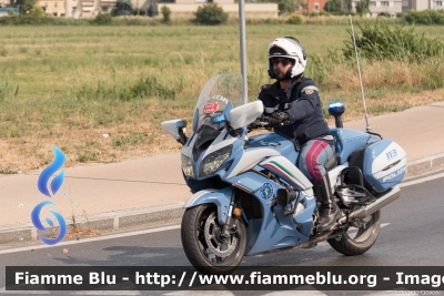 Yamaha FJR 1300 II serie
Polizia di Stato
Polizia Stradale
Allestimento Elevox
In scorta alla Mille Miglia 2022
Parole chiave: Yamaha FJR_1300_IIserie