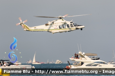 Leonardo AW139
Guardia di Finanza
Reparto Operativo Aereonavale
Volpe 402
Parole chiave: Leonardo AW139