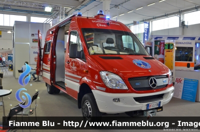 Mercedes-Benz Sprinter 4x4 III serie
Vigili del Fuoco
Corpo Permanente di Trento
Nucleo Sommozzatori
Allestimento DiviTec
VF 0J1 TN
In esposizione al Reas 2012
Parole chiave: Mercedes-Benz Sprinter_4x4_IIIserie VF0J1TN Reas_2012