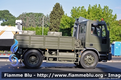 Iveco Sivi EuroCargo 150E18 I serie 
Esercito Italiano
EI BC 999
Mezzo per traino veicoli in avaria 
Parole chiave: Iveco Sivi EuroCargo_150E18_Iserie EIBC999 Festa_della_Repubblica_2011