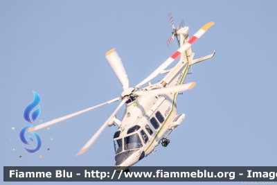 Leonardo AW139
Guardia di Finanza
Reparto Operativo Aereonavale
Volpe 402
Parole chiave: Leonardo AW139