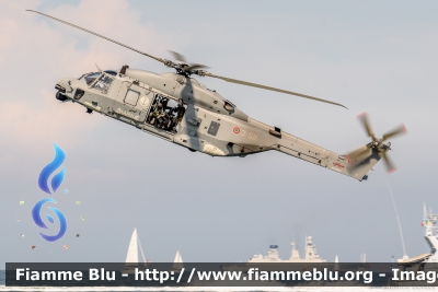 NHI NH90-TTH
Marina Militare Italiana
Gruppo Elicotteri
s/n 3-52
Parole chiave: NHI NH90-TTH Valore_Tricolore_2019