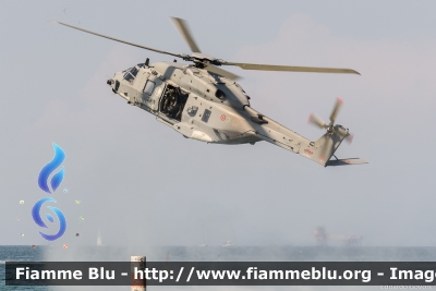 NHI NH90-TTH
Marina Militare Italiana
Gruppo Elicotteri
s/n 3-52
Parole chiave: NHI NH90-TTH Valore_Tricolore_2019