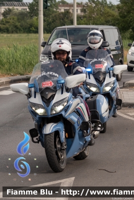 Yamaha FJR 1300 II serie
Polizia di Stato
Polizia Stradale
Allestimento Elevox
In scorta alla Mille Miglia 2022
Parole chiave: Yamaha FJR_1300_IIserie