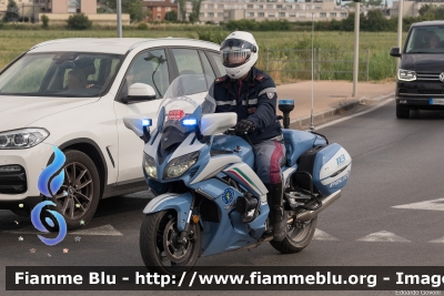 Yamaha FJR 1300 II serie
Polizia di Stato
Polizia Stradale
Allestimento Elevox
In scorta alla Mille Miglia 2022
Parole chiave: Yamaha FJR_1300_IIserie