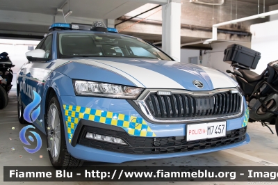 Skoda Octavia Wagon VI serie
Polizia di Stato
Polizia Autostradale
in servizio sulla rete Autostrade per l'Italia SPA
POLIZIA M7457
Parole chiave: Skoda Octavia_Wagon_VIserie POLIZIAM7457