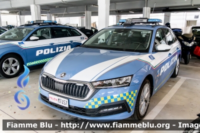 Skoda Octavia Wagon VI serie
Polizia di Stato
Polizia Autostradale
in servizio sulla rete Autostrade per l'Italia SPA
POLIZIA M7457
Parole chiave: Skoda Octavia_Wagon_VIserie POLIZIAM7457