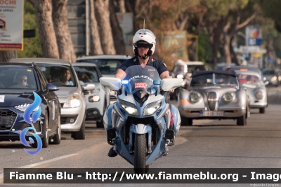 Yamaha FJR 1300 II serie
Polizia di Stato
Polizia Stradale
Allestimento Elevox
In scorta alla Mille Miglia 2022
Parole chiave: Yamaha FJR_1300_IIserie