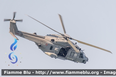 NHI NH90-TTH
Marina Militare Italiana
Gruppo Elicotteri
s/n 3-52
Parole chiave: NHI NH90-TTH Valore_Tricolore_2019