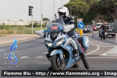 Yamaha FJR 1300 II serie
Polizia di Stato
Polizia Stradale
Allestimento Elevox
In scorta alla Mille Miglia 2022
Parole chiave: Yamaha FJR_1300_IIserie