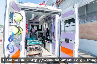 Fiat Ducato X290
AVPA Croce Blu Castelfranco E. Nonantola S.Cesario S.P. (MO)
Codice Automezzo: 14
Allestimento Ambitalia
Parole chiave: Fiat Ducato_X290 Ambulanza