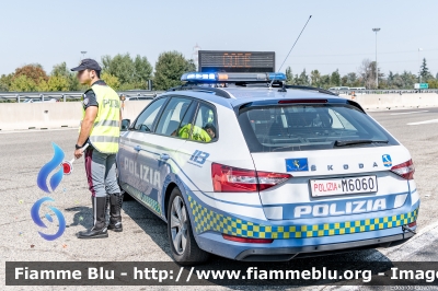 Skoda Superb Wagon III serie restyle
Polizia di Stato
Polizia Autostradale
in servizio sulla rete Autostrade per l'Italia
Allestimento Focaccia
POLIZIA M6060
Parole chiave: Skoda Superb_Wagon_IIIserie_restyle POLIZIAM6060