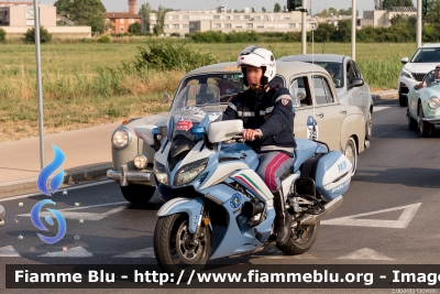 Yamaha FJR 1300 II serie
Polizia di Stato
Polizia Stradale
Allestimento Elevox
In scorta alla Mille Miglia 2022
Parole chiave: Yamaha FJR_1300_IIserie