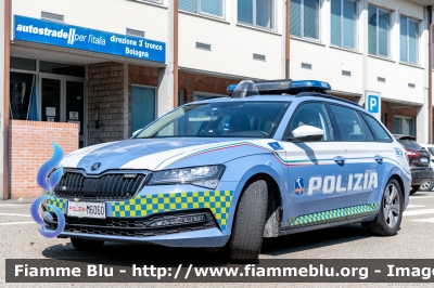 Skoda Superb Wagon III serie restyle
Polizia di Stato
Polizia Autostradale
in servizio sulla rete Autostrade per l'Italia
Allestimento Focaccia
POLIZIA M6060
Parole chiave: Skoda Superb_Wagon_IIIserie_restyle POLIZIAM6060