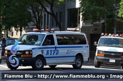 Chevrolet Express
United States of America - Stati Uniti d'America
New York Police Department (NYPD)
Bronx Task Force
Parole chiave: Chevrolet Express