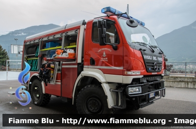 Mercedes-Benz Unimog U20
Vigili del Fuoco
Distretto di Trento
Corpo Volontario di Romagnano (TN)
VF 9H5 TN
Parole chiave: Mercedes-Benz Unimog_U20 VF9H5TN