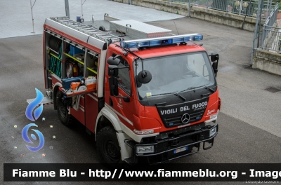 Mercedes-Benz Unimog U20
Vigili del Fuoco
Distretto di Trento
Corpo Volontario di Romagnano (TN)
VF 9H5 TN
Parole chiave: Mercedes-Benz Unimog_U20 VF9H5TN