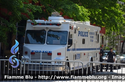 International Freightliner
United States of America - Stati Uniti d'America
New York Police Department (NYPD)
Patrol Borough Staten Island
Parole chiave: International Freightliner