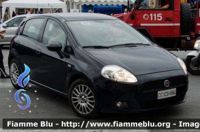 Fiat Grande Punto
Carabinieri
CC CS 564
Parole chiave: Fiat Grande_Punto CCCS564