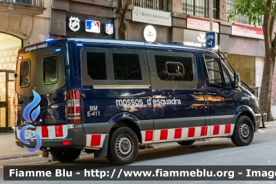 Mercedes-Benz Sprinter III serie
España - Spagna
Mossos d'Esquadra
Brigada Mòbil
CME 0139
Parole chiave: Mercedes-Benz Sprinter_IIIserie CME0139