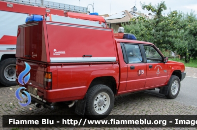 Mitsubishi L200 I serie
Vigili del Fuoco
Unione Distrettuale di Fondo
Corpo Volontario di Brez (TN)
Allestimento Rosenbauer Brandschutz
VF E70 TN 
Parole chiave: Mitsubishi L200_Iserie VFE70TN