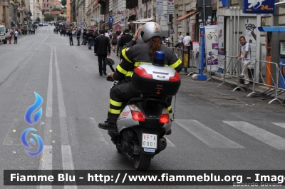 Aprilia Atlantic
Vigili del Fuoco
Comando Provinciale di Roma
(Unità Mobile Videosorveglianza)
 VF A0001
Parole chiave: Aprilia Atlantic VFA0001 Festa_della_Repubblica_2011