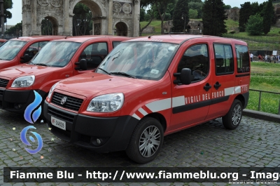 Fiat Doblò II serie
Vigili del Fuoco
VF 24828
Parole chiave: Fiat Doblò_IIserie VF24828 Festa_della_Repubblica_2011