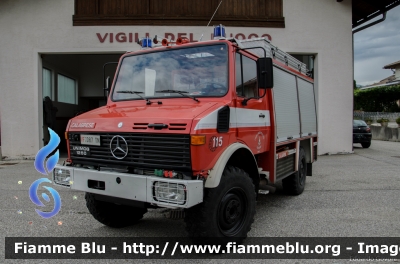 Mercedes-Benz Unimog U1250
Vigili del Fuoco
Unione Distrettuale di Fondo
Corpo Volontario di Romeno (TN)
Allestito Calabrese
VF D87 TN
Parole chiave: Mercedes-Benz Unimog_U1250 VFD87TN