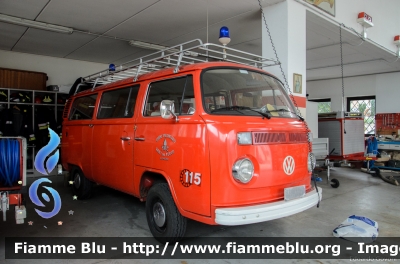 Volkswagen Transporter T2
Vigili del Fuoco
Unione Distrettuale di Fondo
Corpo Volontario di Romeno (TN)
VF 7F0 TN
* Mezzo Storico *
Parole chiave: Volkswagen Transporter_T2 VF7F0TN