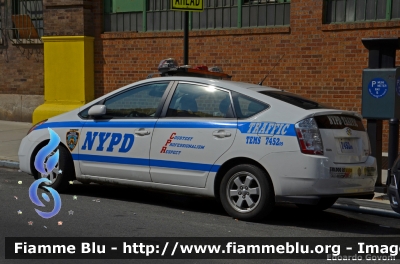 Toyota Prius I serie
United States of America - Stati Uniti d'America
New York Police Department (NYPD)
Traffic Enforcement Manhattan South
7453-09
Parole chiave: Toyota Prius_Iserie