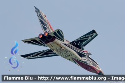 Panavia Tornado IDS
Aeronautica Militare Italiana
Reparto Sperimentale Volo
311° Gruppo Volo
Special Color 60° Anniversario RSV
CSX 7041
RS-01

European Air Show Jesolo 2017
Parole chiave: Panavia Tornado_IDS Jesolo_EAS-2017