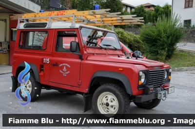 Land-Rover Defender 90
Vigili del Fuoco
Unione Distrettuale di Fondo
Corpo Volontario di Revò (TN)
VF H80 TN
Parole chiave: Land-Rover Defender_90 VFH80TN