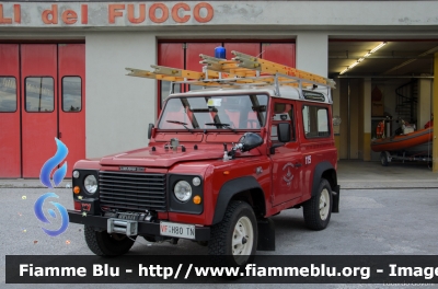 Land-Rover Defender 90
Vigili del Fuoco
Unione Distrettuale di Fondo
Corpo Volontario di Revò (TN)
VF H80 TN
Parole chiave: Land-Rover Defender_90 VFH80TN