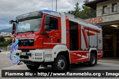 Man TGM 18.340 4x4 II serie
Vigili del Fuoco
Unione Distrettuale di Fondo
Corpo Volontario di Revò (TN)
Allestimento Rosenbauer
VF 7E5 TN
Parole chiave: Man TGM_18.340_4x4_IIserie VF7E5TN