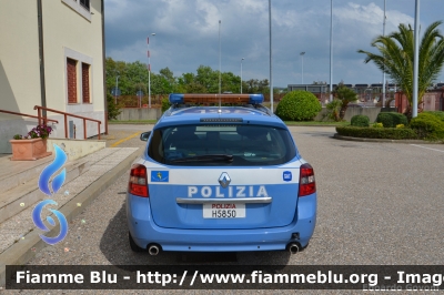 Renault Laguna Sportour III serie restyle
Polizia di Stato
Polizia Stradale in servizio sulla Autostrada A12 Livorno - Cecina
Società SAT
POLIZIA H5850
si ringrazia per gentilissima collaborazione la Sottosezione Autostradale di Rosignano (LI)
Parole chiave: Renault Laguna_Sportour_IIIserie_restyle POLIZIAH5850